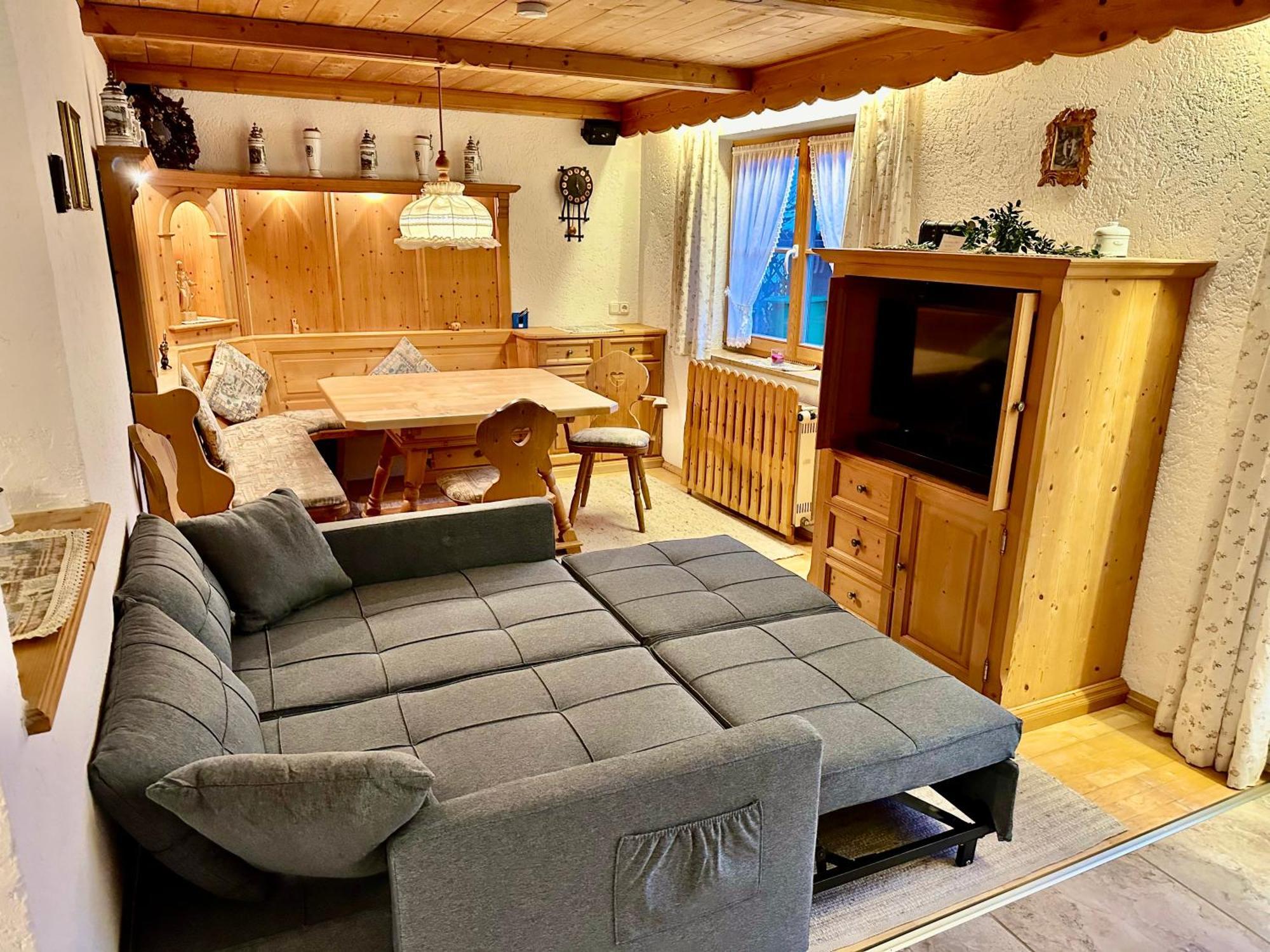 Suite Sinja Erlebnisferienwohnung Hausham Exterior foto
